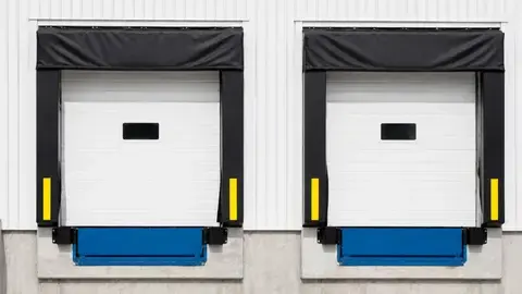 installateur porte industrielle Fougères-1