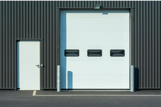 porte-sectionnelle-fermetures-industrielles